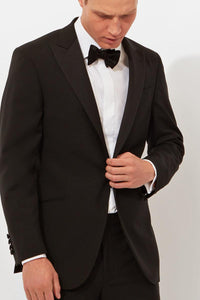 Richard James Savile Row