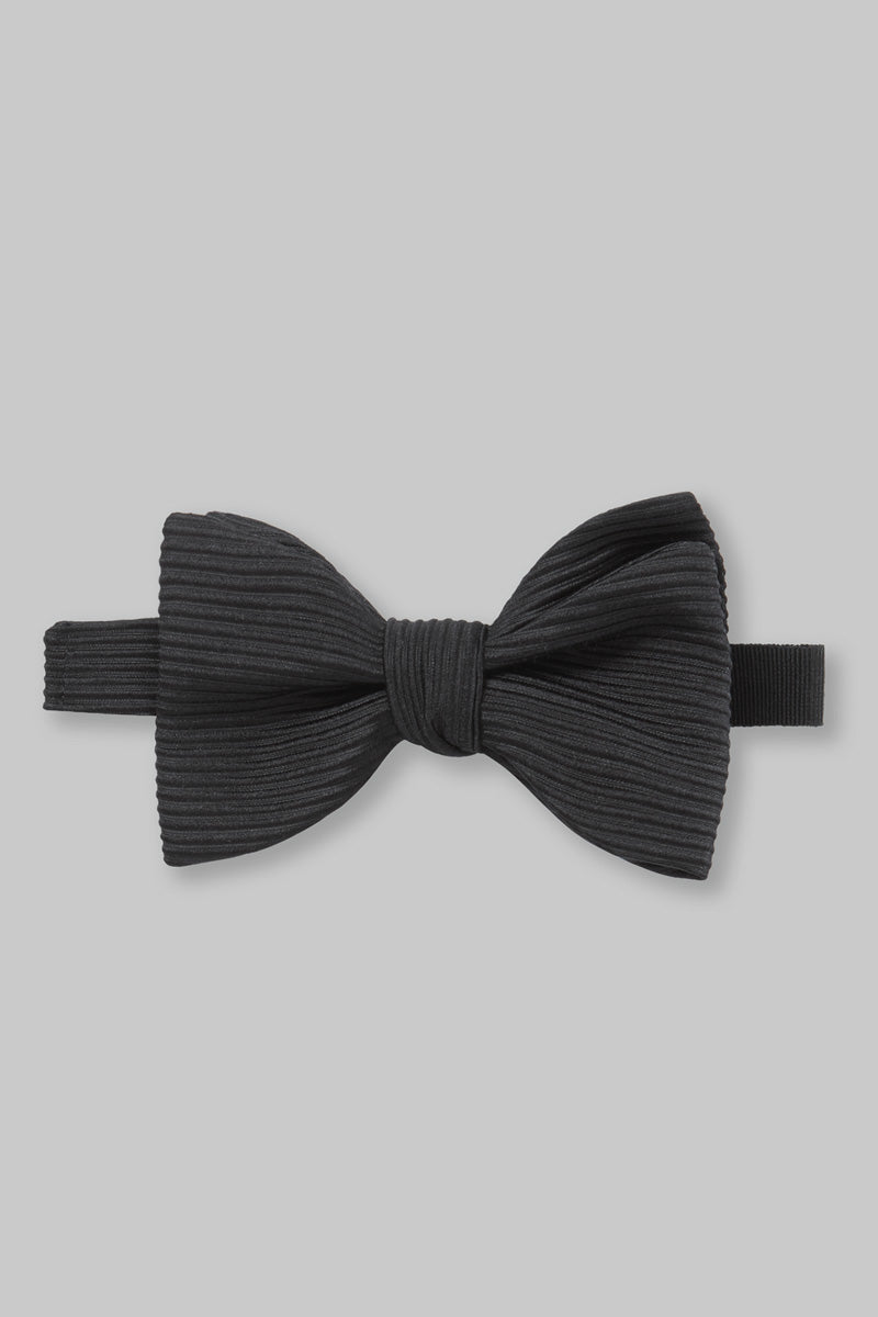Richard James Savile Row Bow Tie in Satin Silk