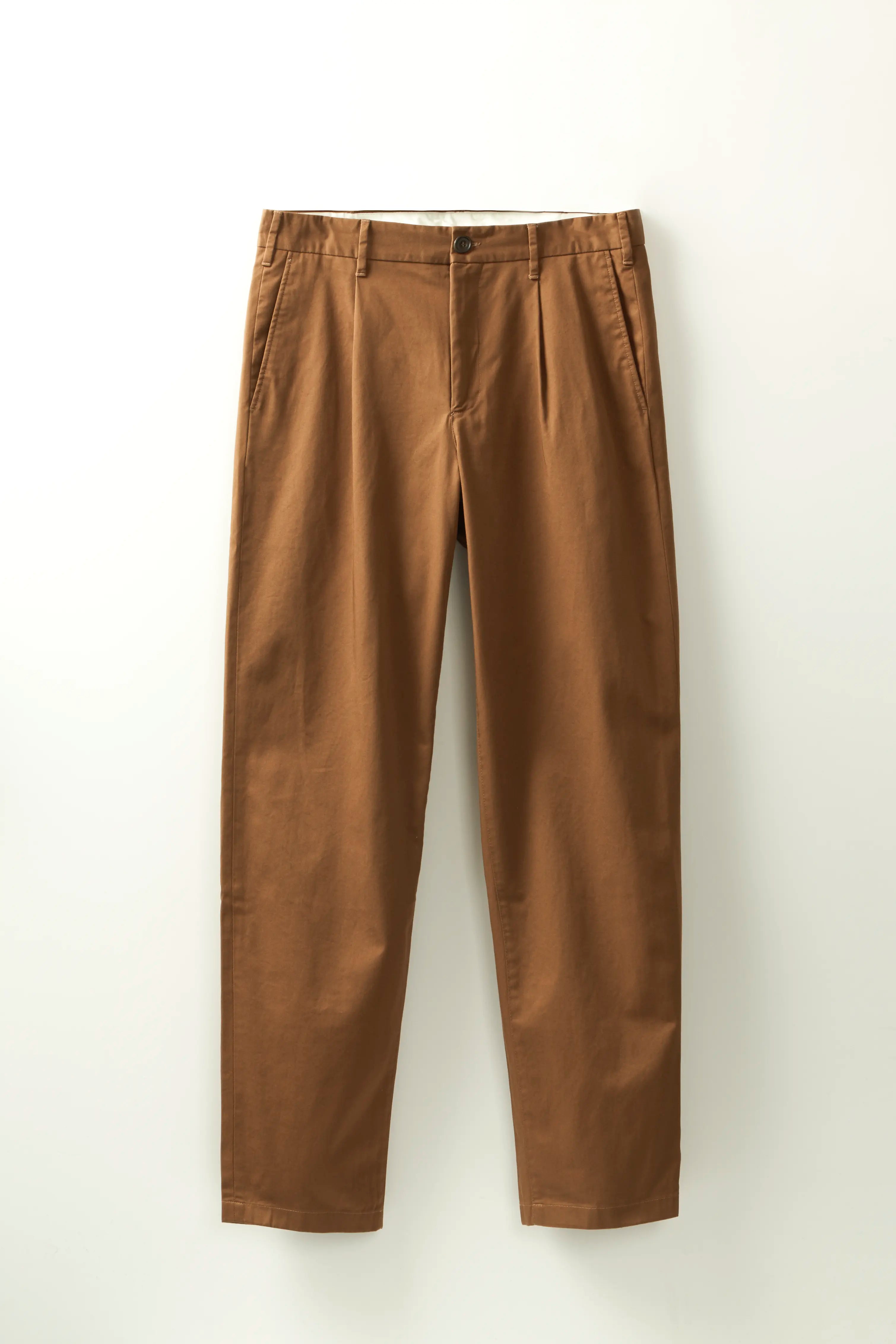 Pleated Chinos – Tan Organic Cotton
