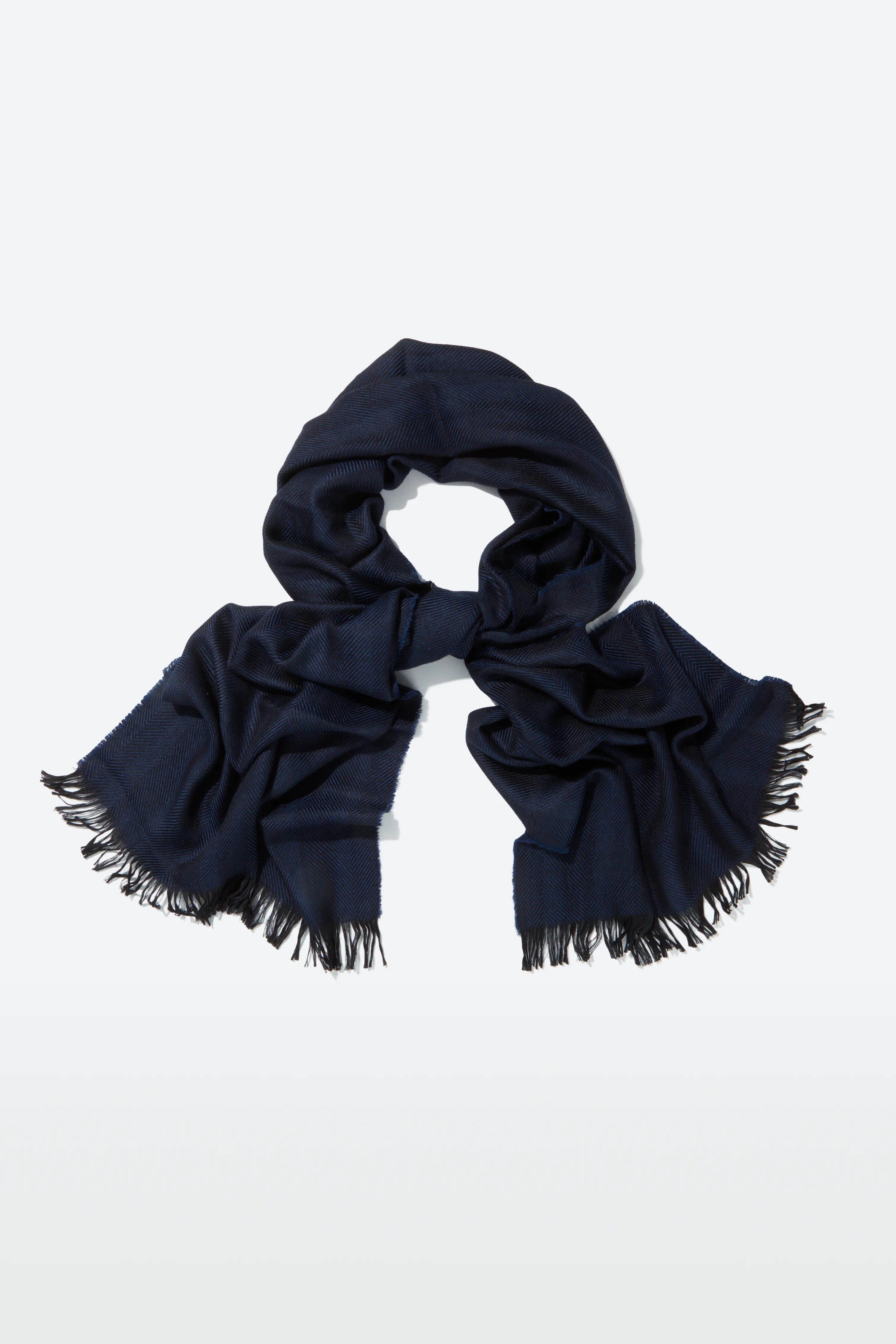 Scarf – Silk & Cashmere Deep Night Blue Herringbone